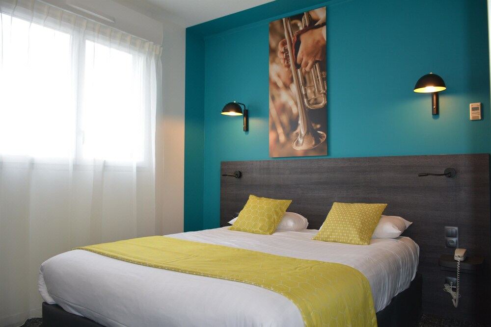 Photo of Bedroom in Saint-Herblain