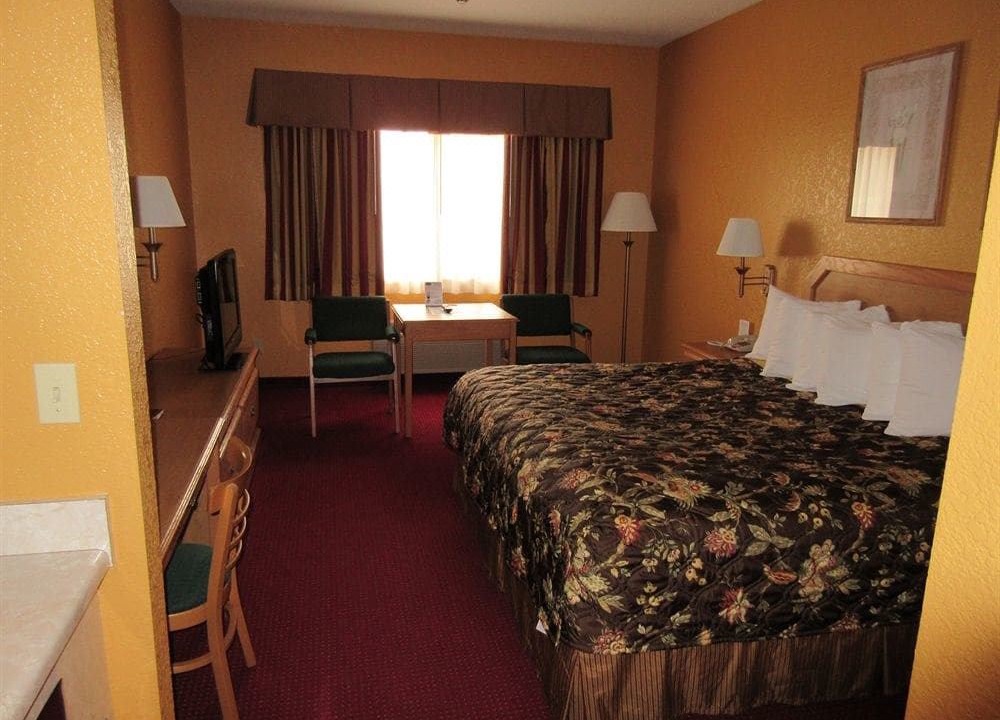 Photo of Bedroom in Clinton