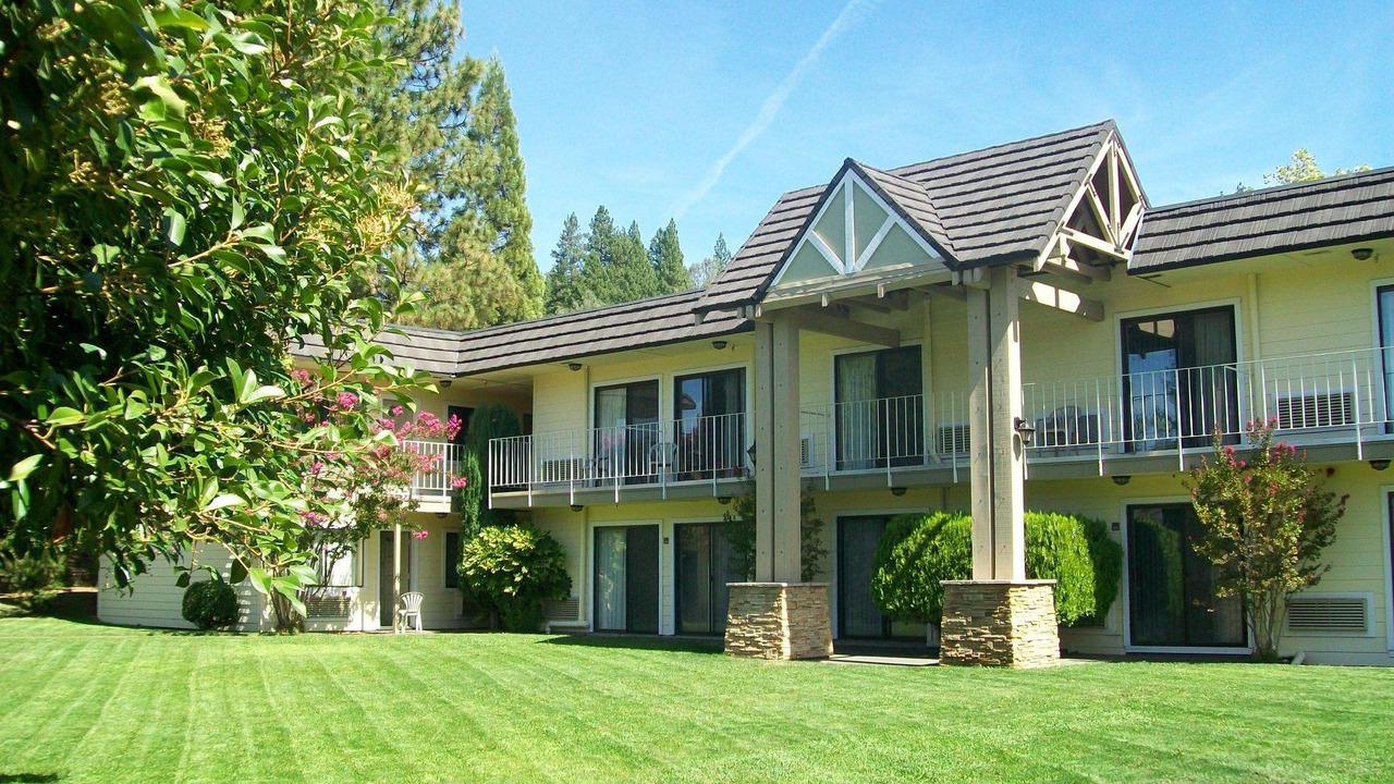 Photo of Buildings in Grass Valley