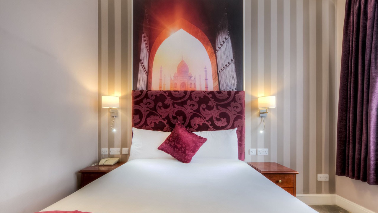 Photo of Bedroom in Reading City Centre