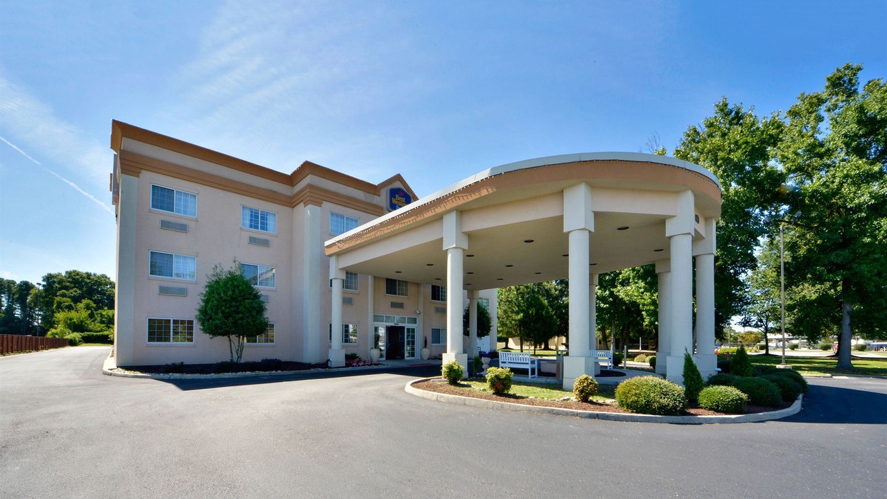 Photo of Buildings in Yorktown
