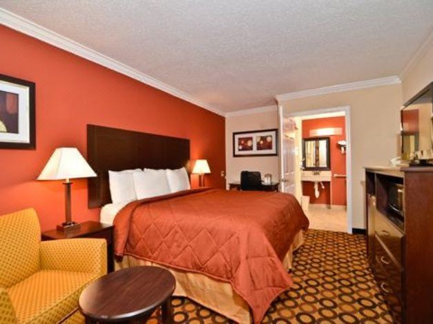 Photo of Livingroom in Richmond Hill