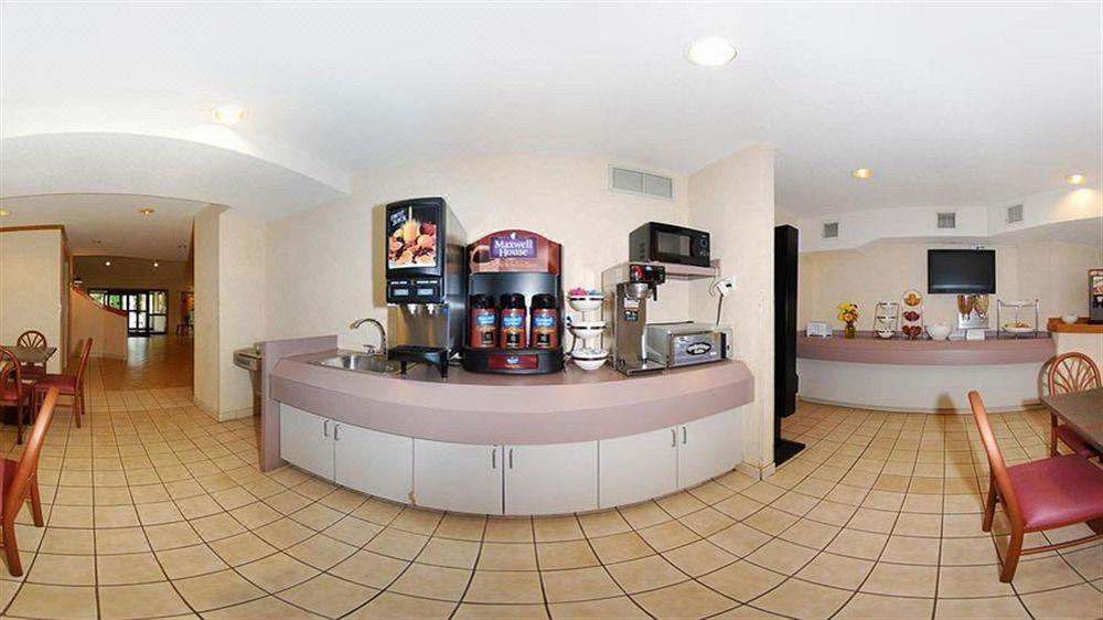 Photo of Livingroom in Greenville - Spartanburg
