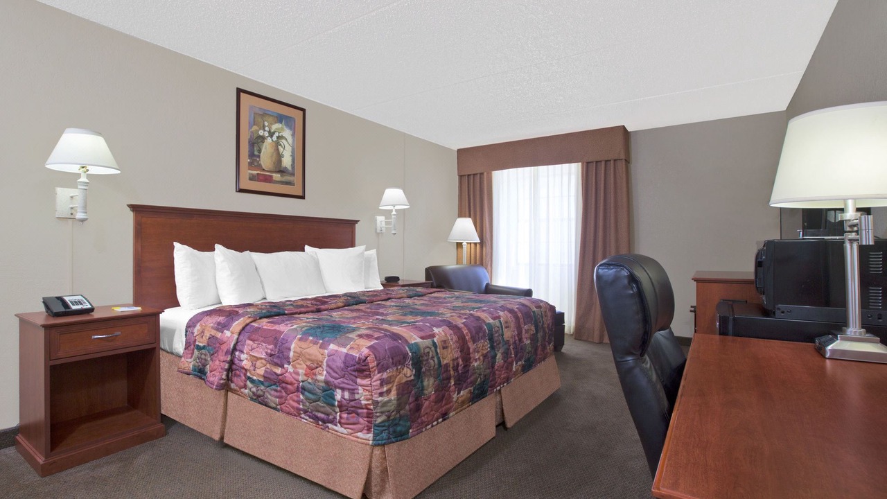 Photo of Bedroom in Casper