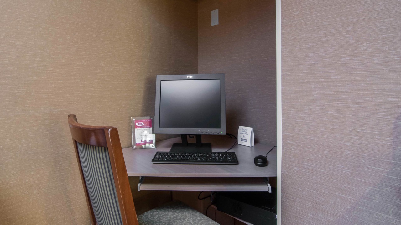 Photo of Others in Banff Trail