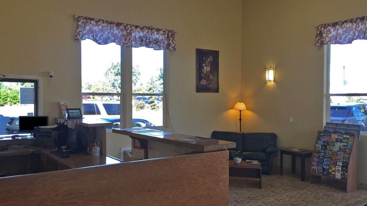 Photo of Livingroom in Salem