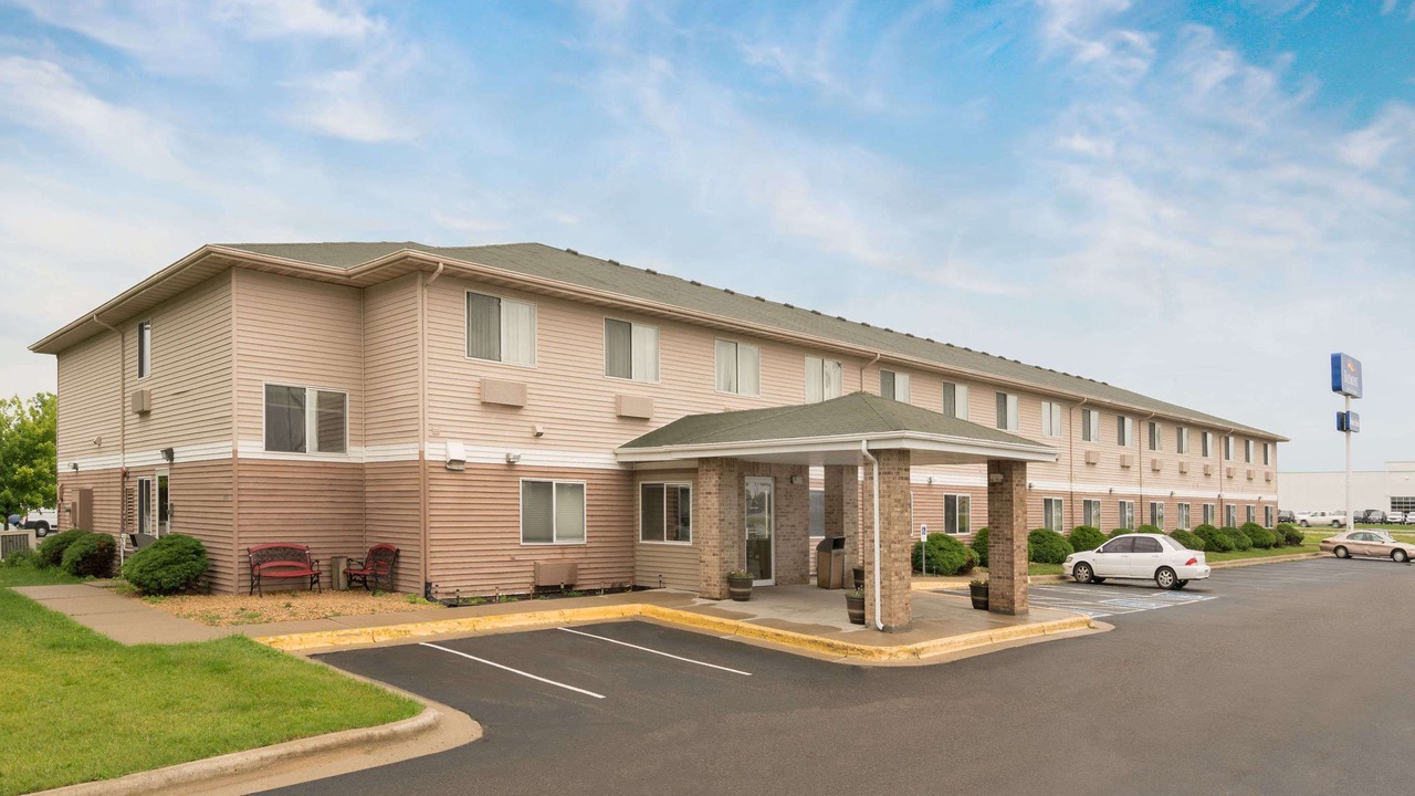 Photo of Buildings in Mankato
