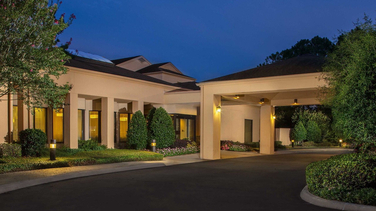 Photo of Buildings in Highlands - Perkins