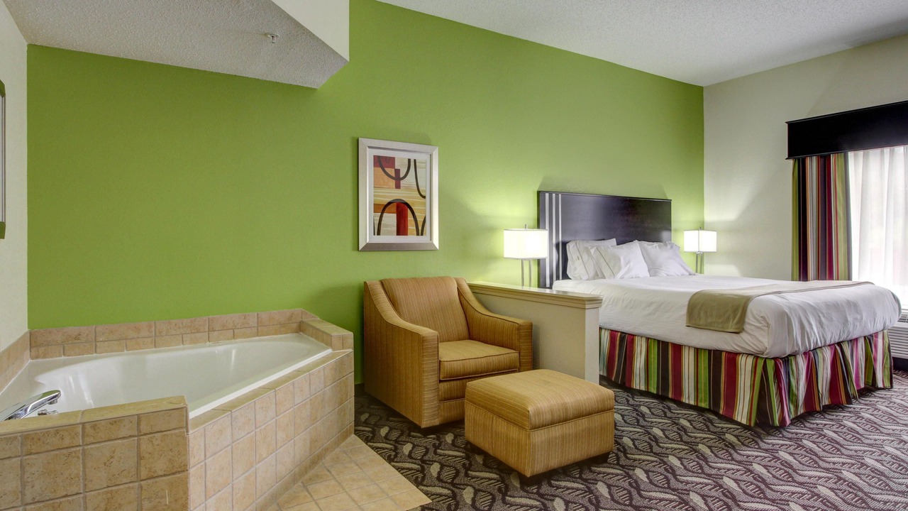 Photo of Livingroom in Richmond Hill