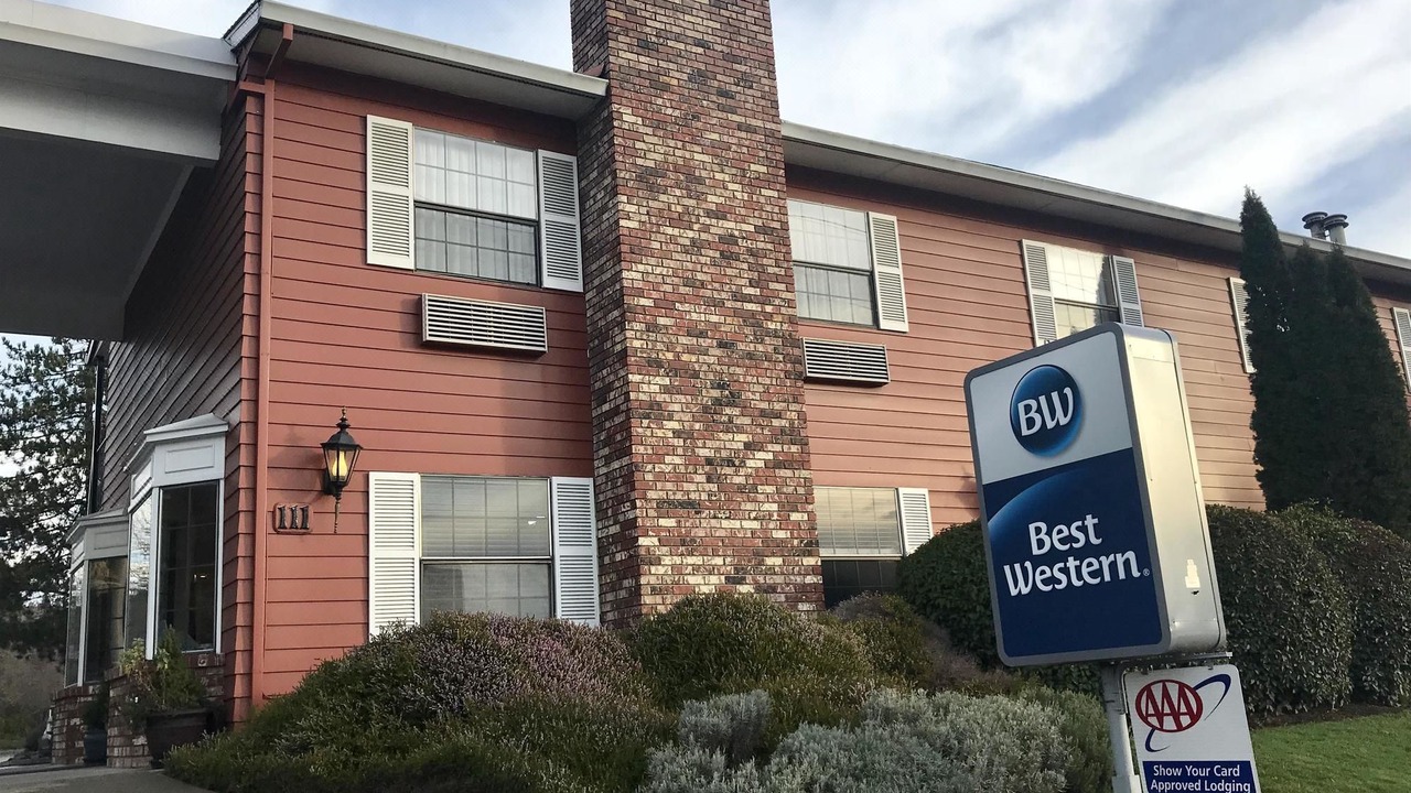 Photo of Buildings in Grants Pass