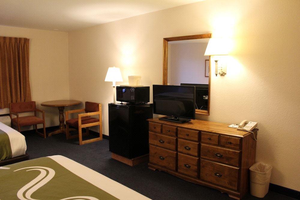 Photo of Livingroom in Goldendale