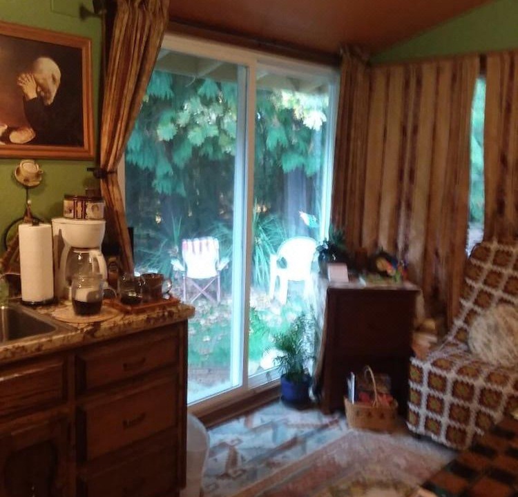 Photo of Livingroom in Happy Valley