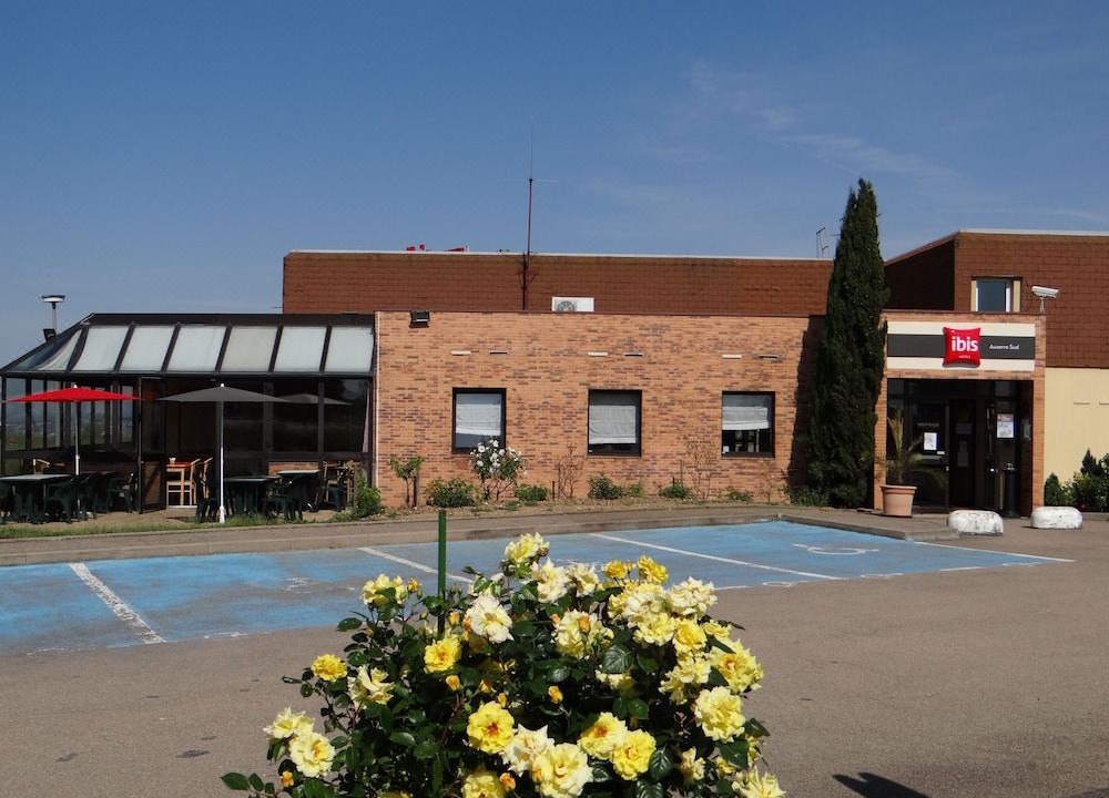 Photo of Others in Venoy