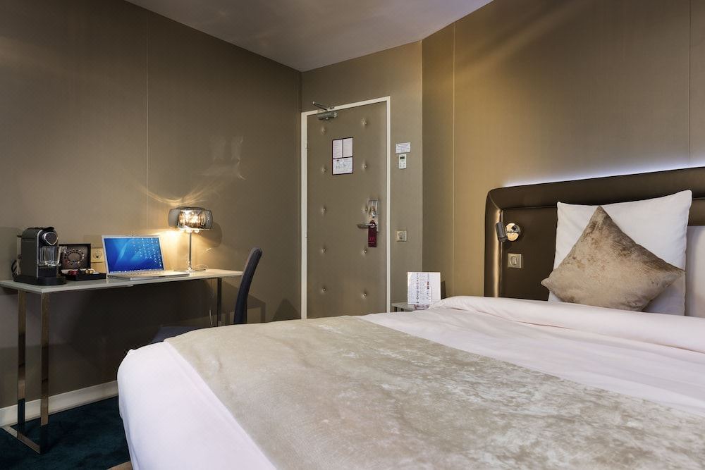 Photo of Bedroom in 13th Arrondissement