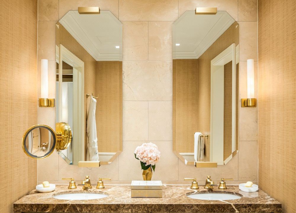 Photo of Bathroom in Turtle Creek