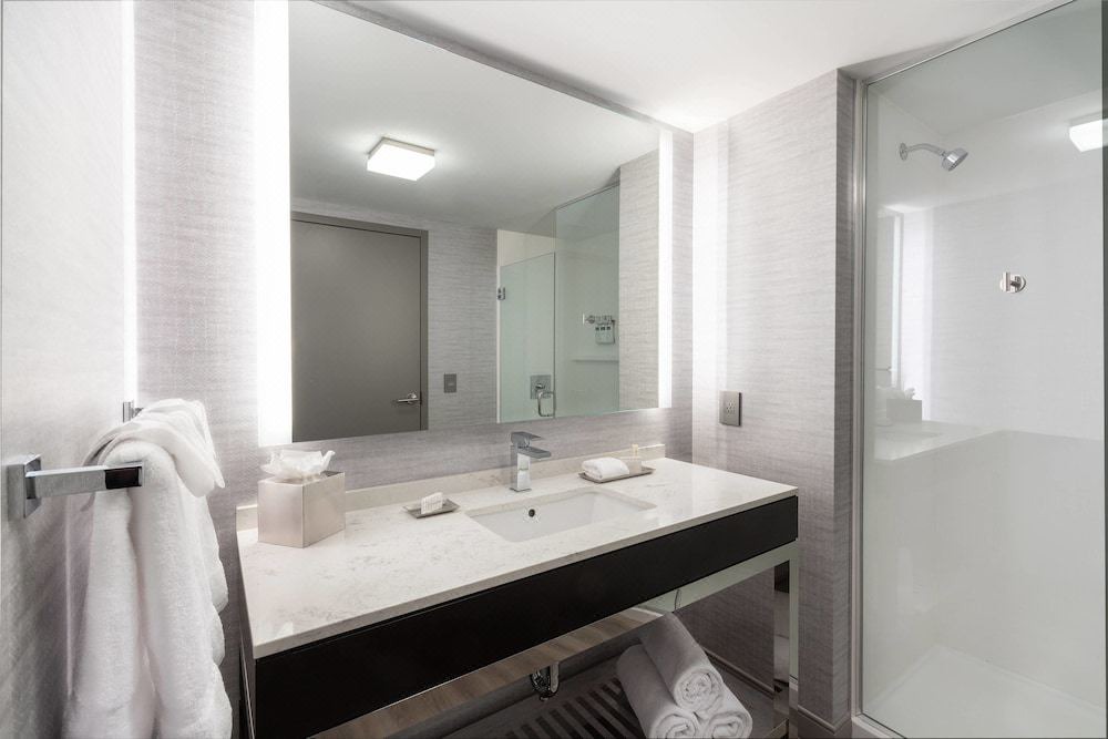 Photo of Bathroom in Harrison Lenox