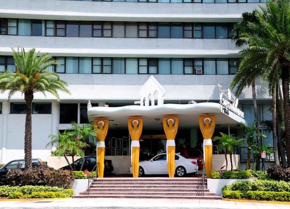 Photo of Buildings in Mid Beach