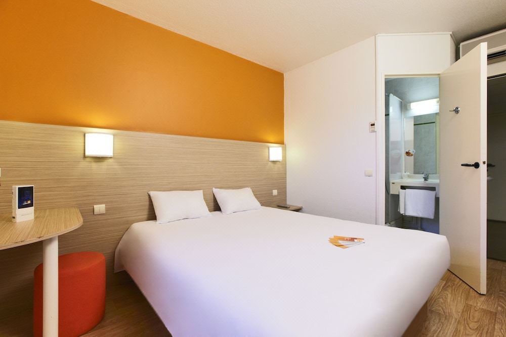 Photo of Bedroom in Mondeville