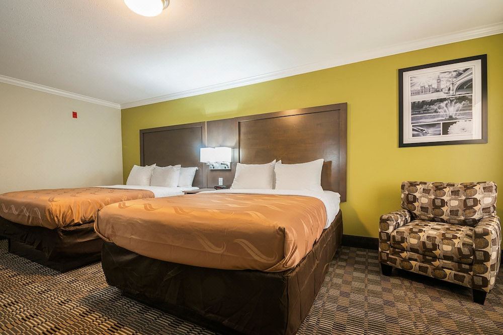 Photo of Bedroom in DeRidder