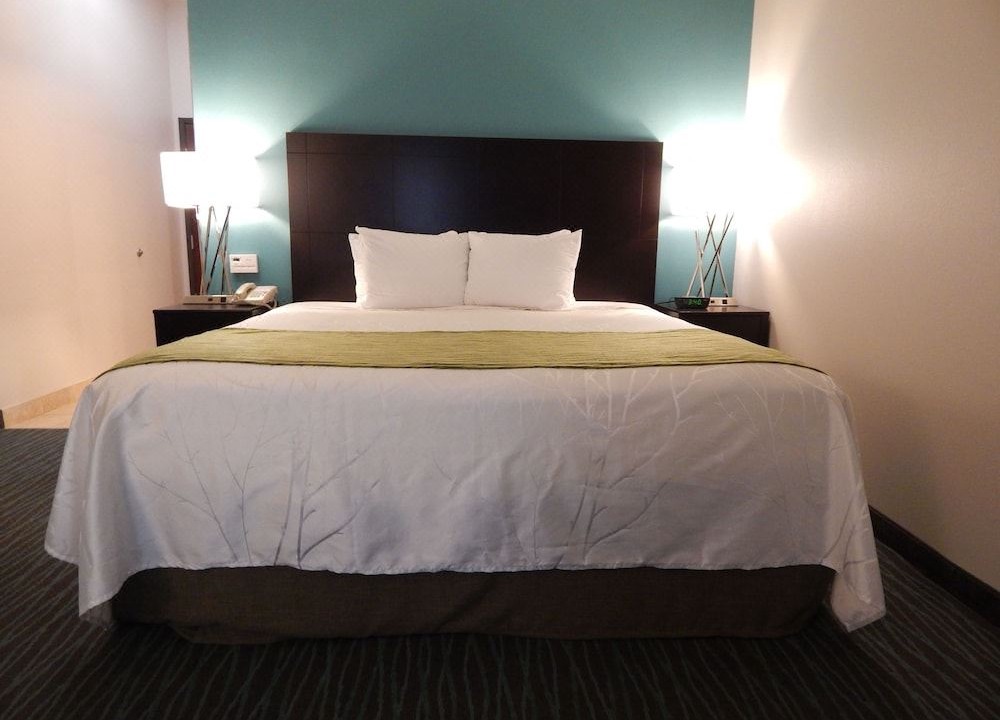Photo of Bedroom in Burkburnett