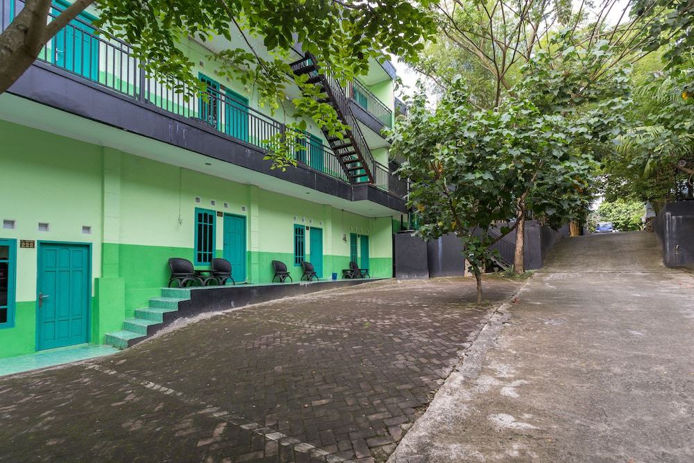 Photo of Buildings in Balikpapan