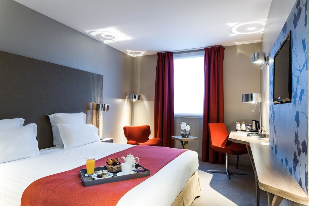 Photo of Bedroom in Velizy-Villacoublay