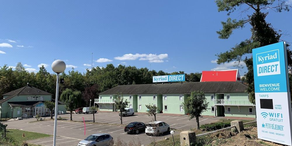 Photo of Buildings in Val-de-Reuil