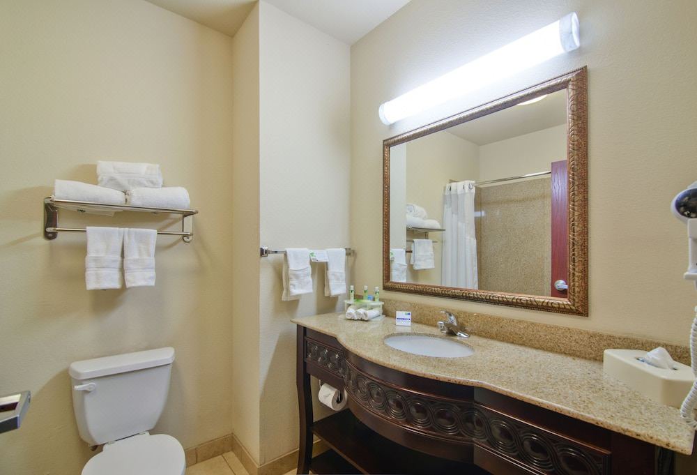 Photo of Bathroom in Terrell