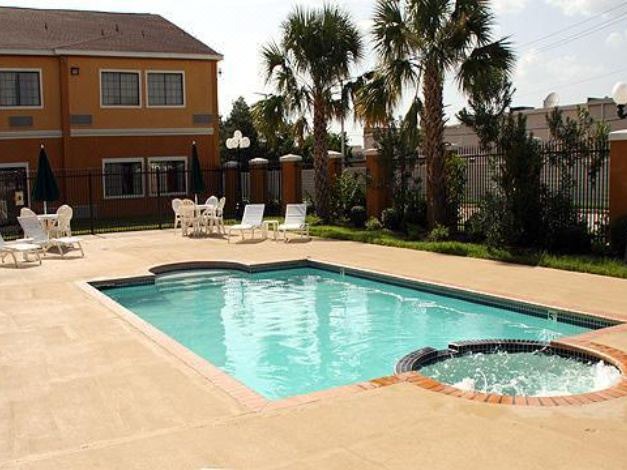 Photo of Outdoor in Greater Greenspoint
