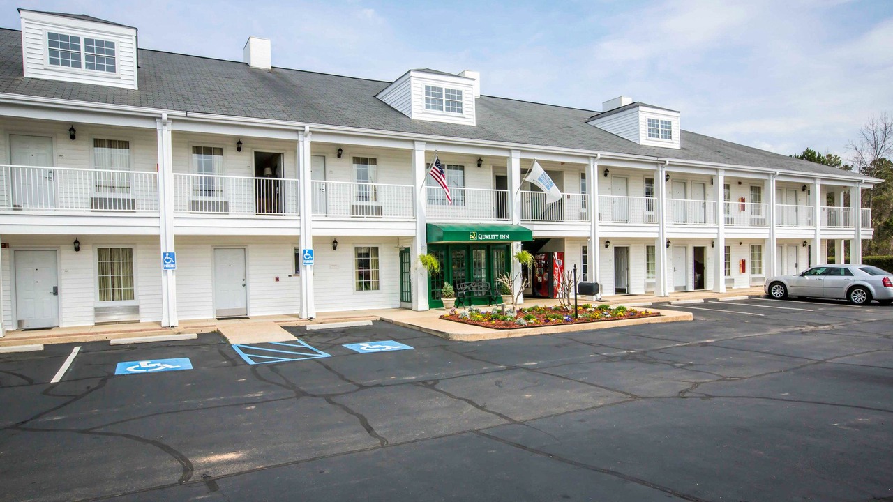 Photo of Buildings in LaGrange