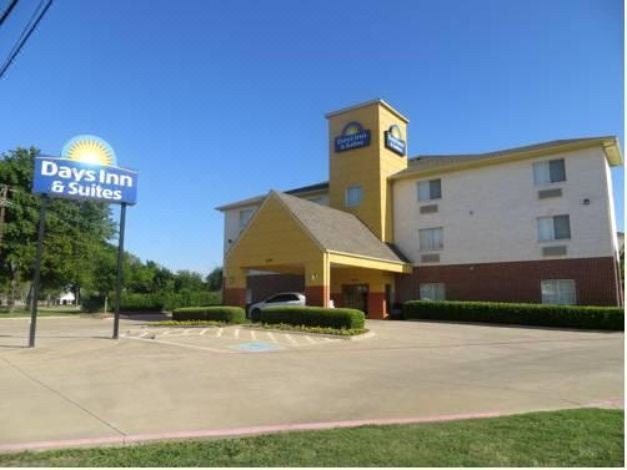 Photo of Buildings in Northwest Dallas