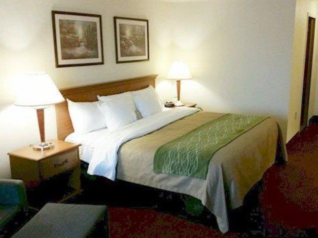 Photo of Bedroom in Selinsgrove