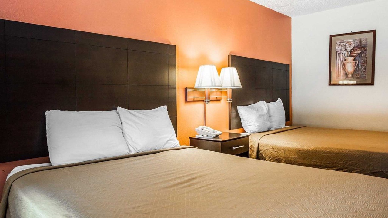 Photo of Bedroom in Urbandale