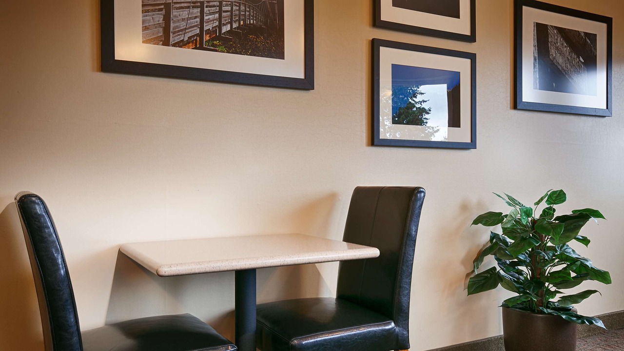 Photo of Livingroom in Cascade Locks