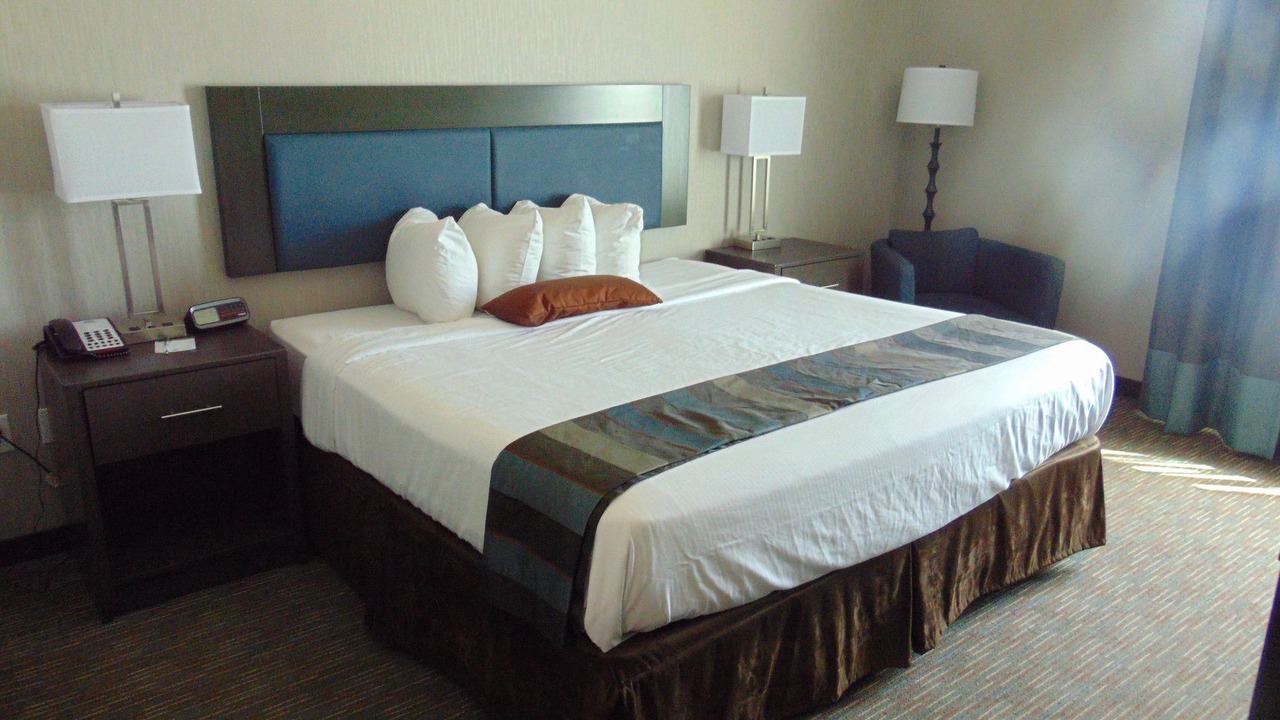 Photo of Bedroom in North by Northwest