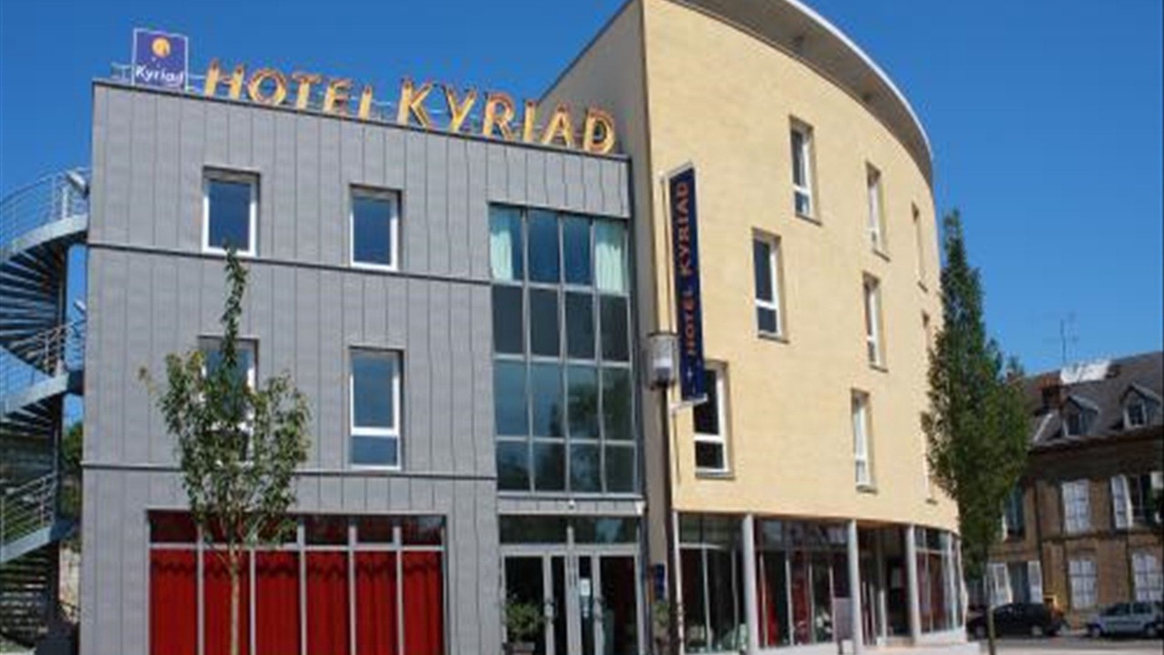 Photo of Buildings in Charleville-Mezieres