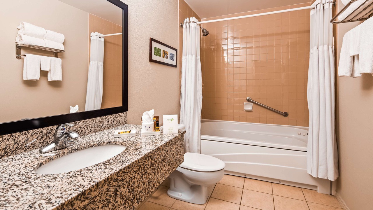 Photo of Bathroom in Fort Gary