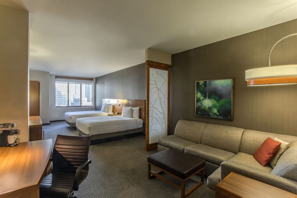 Photo of Livingroom in Second Ward