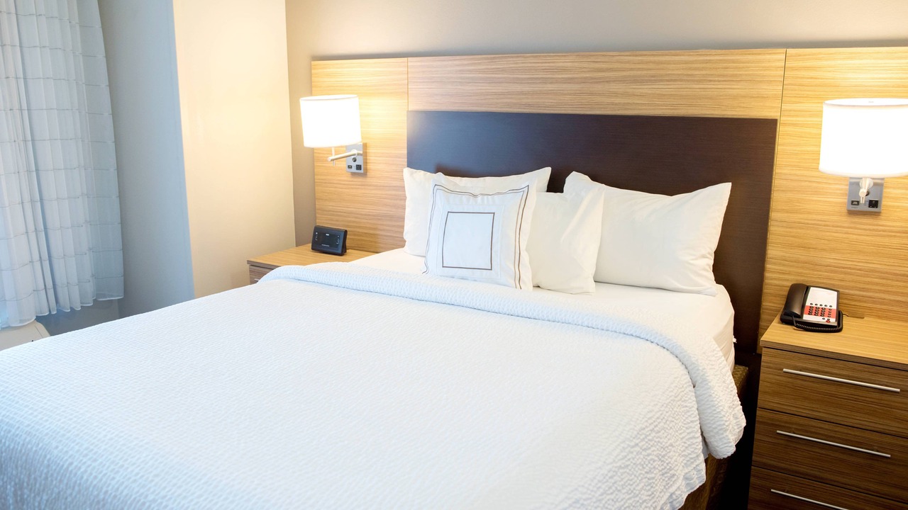 Photo of Bedroom in Ames