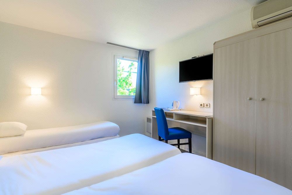 Photo of Bedroom in Saran