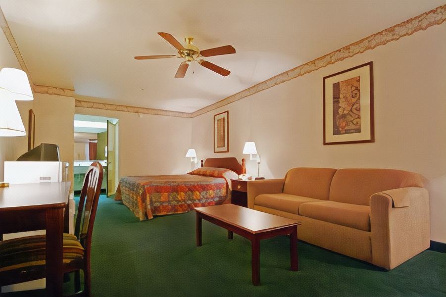 Photo of Livingroom in Kaufman
