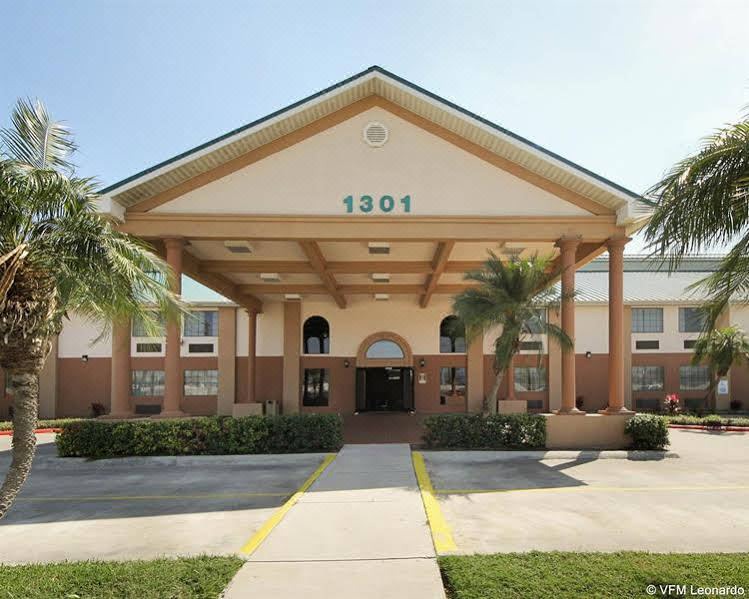 Photo of Buildings in Pharr