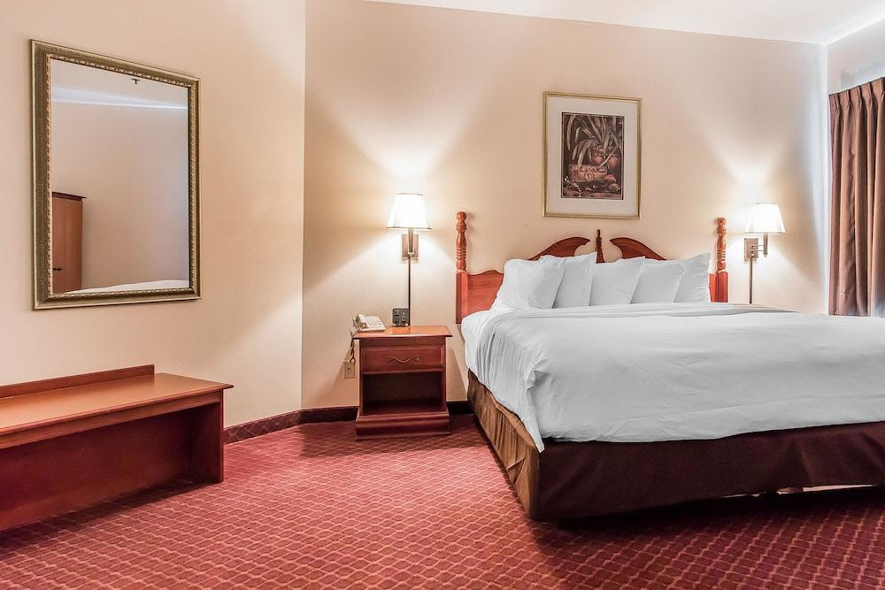 Photo of Bedroom in New Iberia