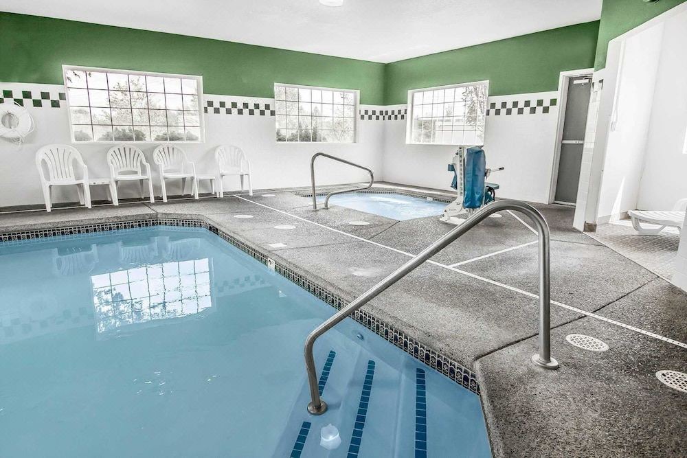 Photo of Others in Salem