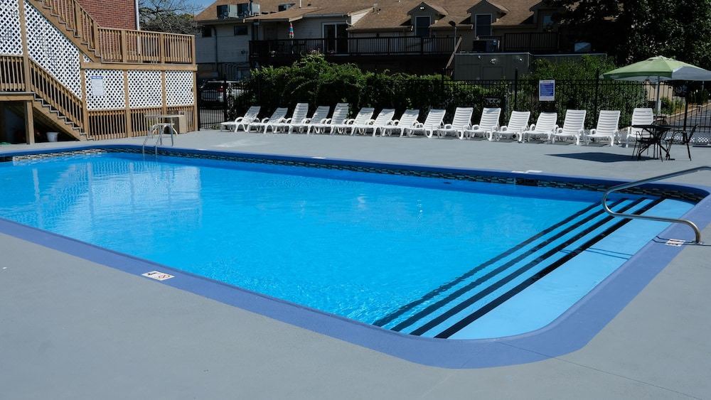 Photo of Outdoor in Main Street Hyannis