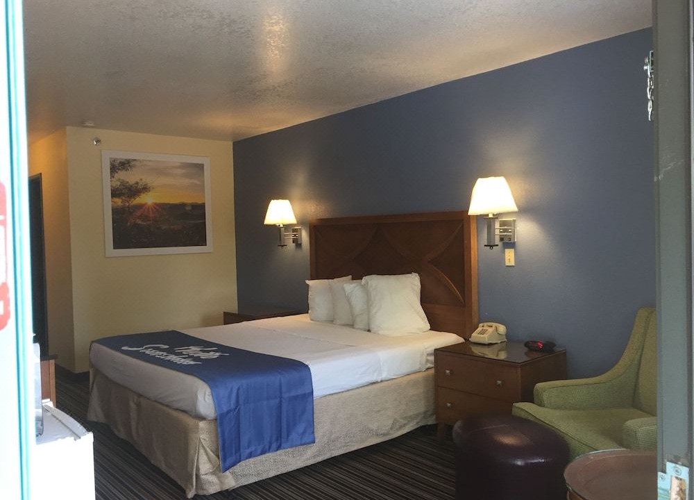 Photo of Bedroom in Espanola