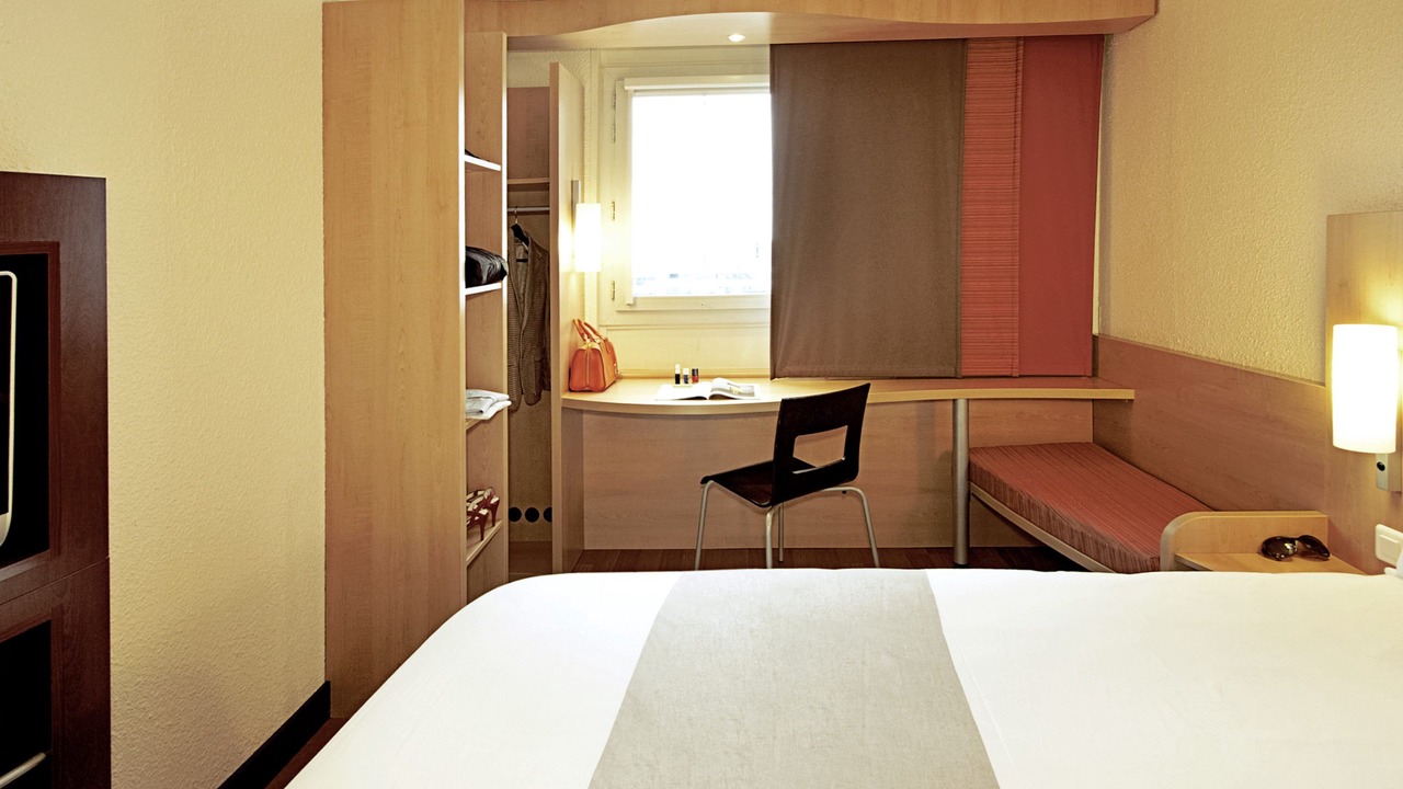 Photo of Bedroom in Maubeuge