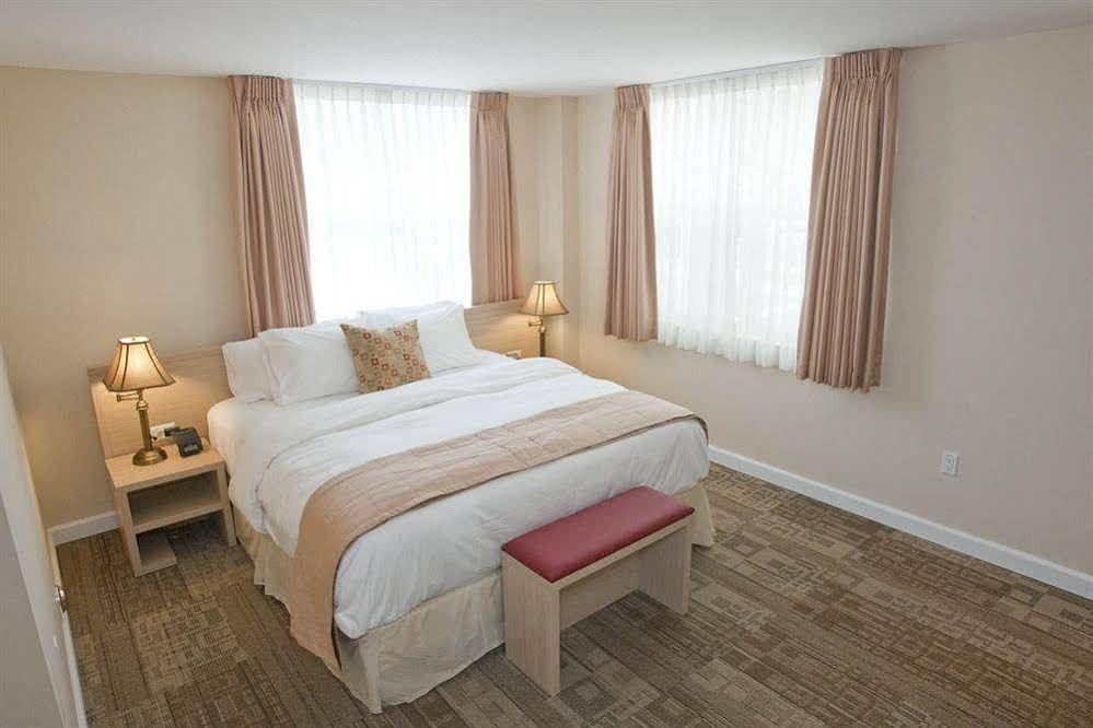 Photo of Bedroom in South Pointe
