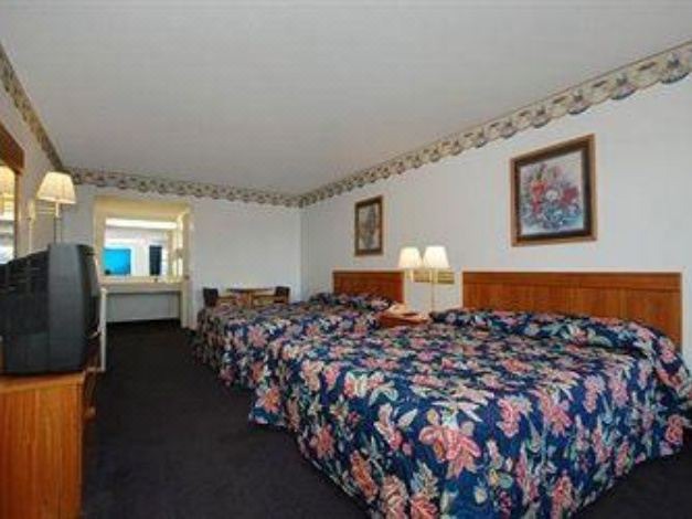 Photo of Bedroom in Ruther Glen