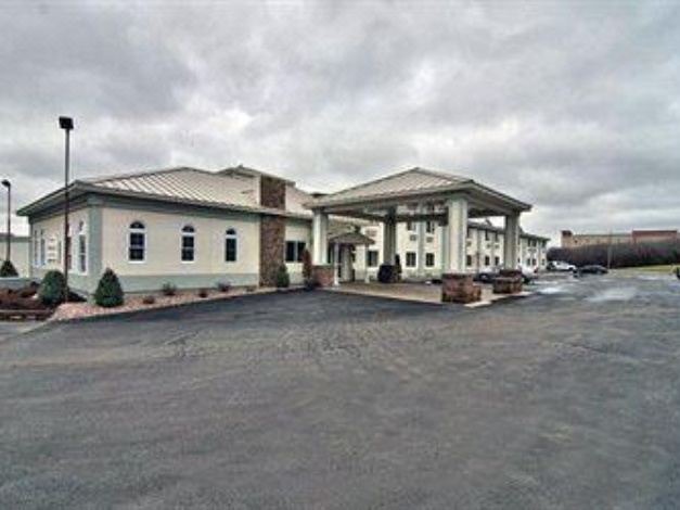 Photo of Buildings in Watertown